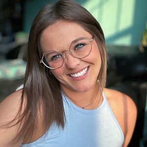 Meet your Posher, Shelby